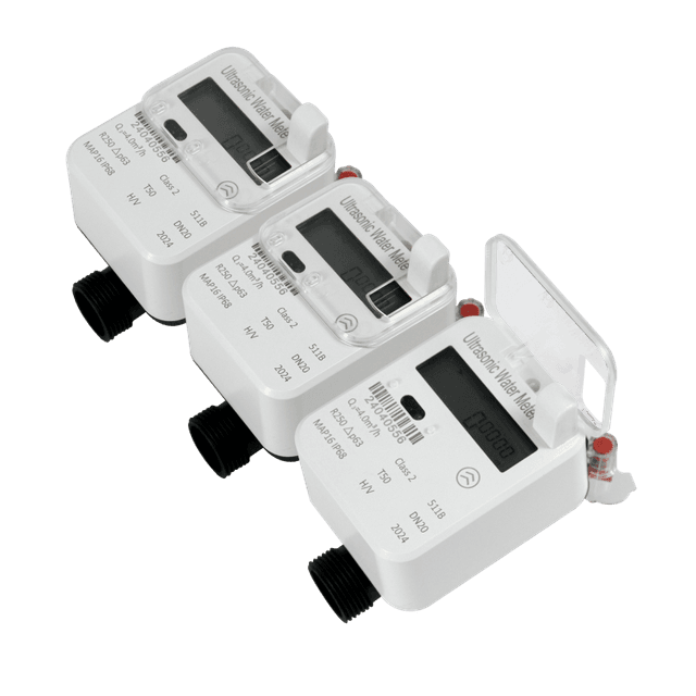 Three MaxLinc water meters shown together at DN20 and DN25